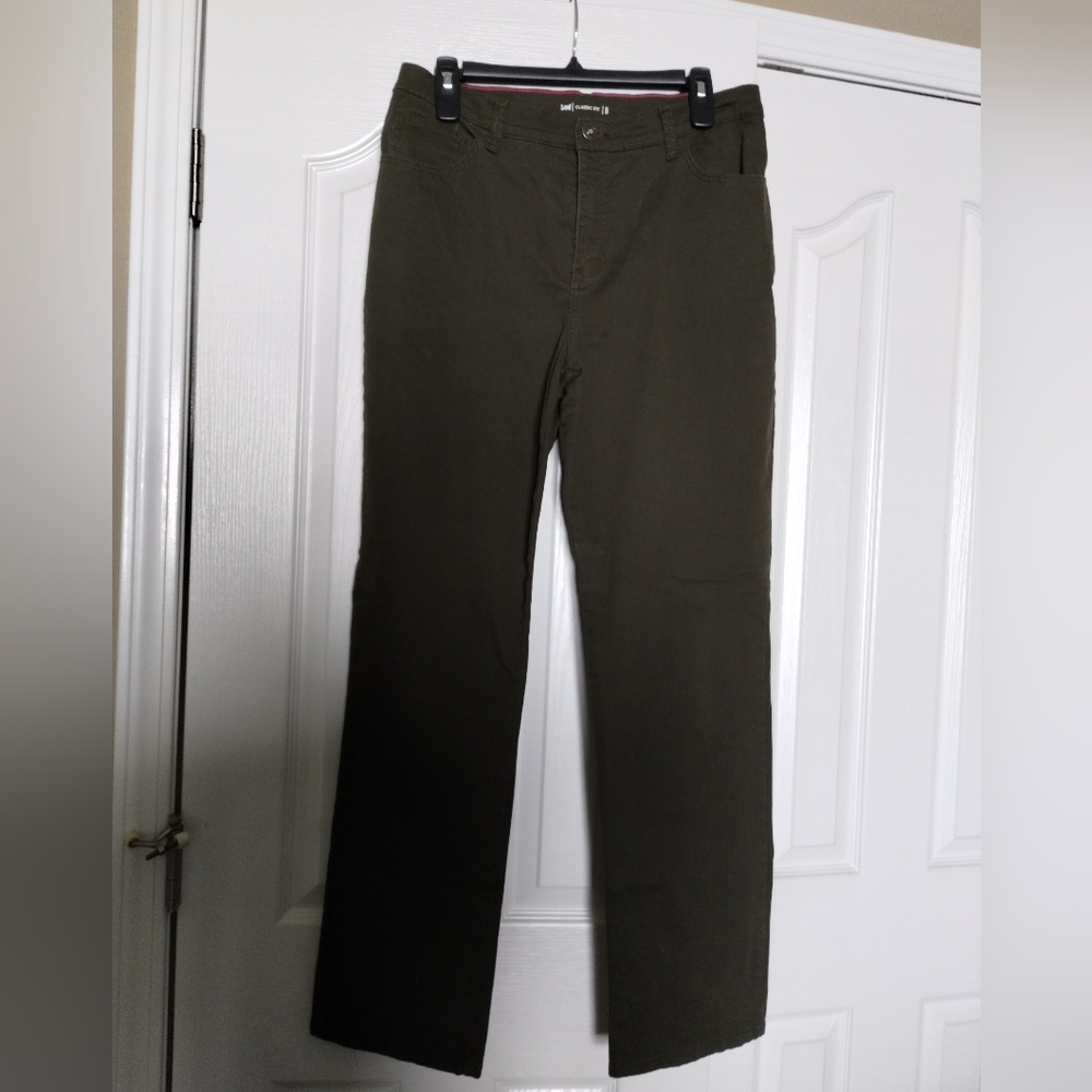 Lee Women's Olive Straight Leg Pants Size 12 NWOT